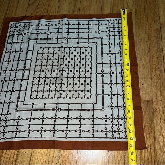 Euc Italian made oversized scarf - Picture 2 of 4